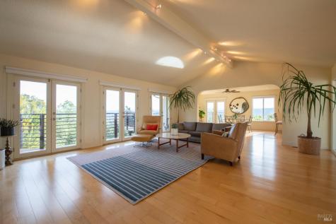 1163 Mountain Pine Road Cloverdale CA 95425