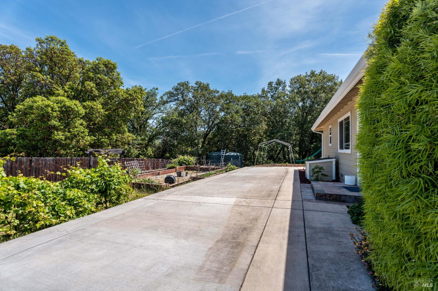 7801 Lorene Road Redwood Valley CA 95470