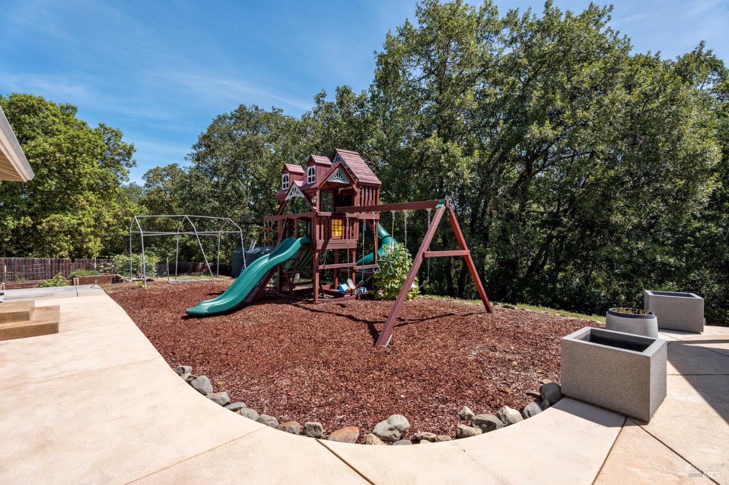 7801 Lorene Road Redwood Valley CA 95470