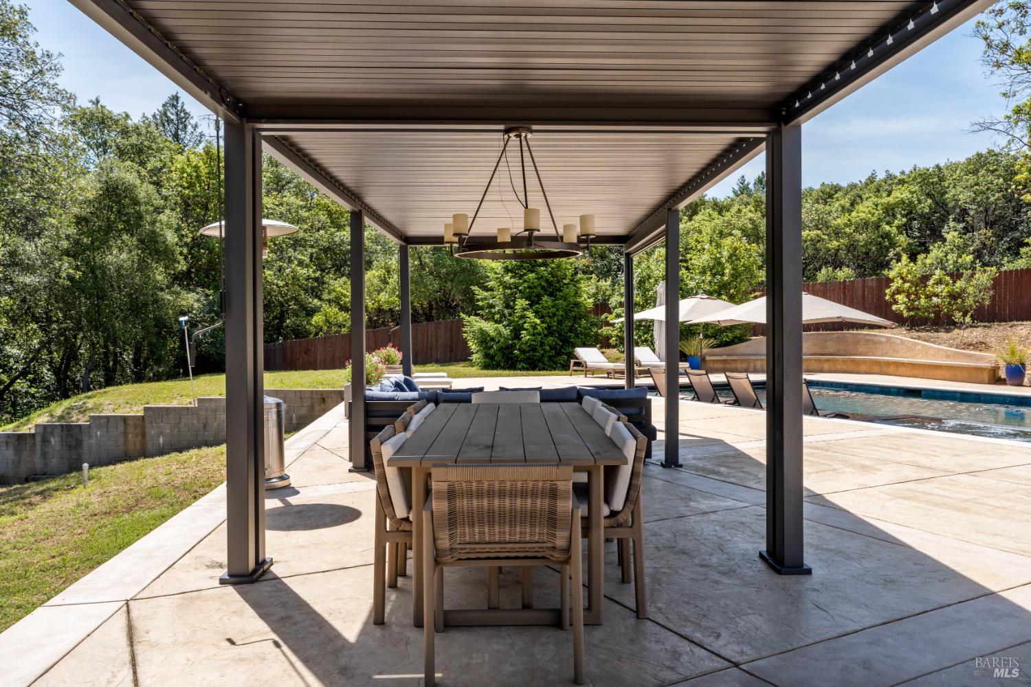 7801 Lorene Road Redwood Valley CA 95470