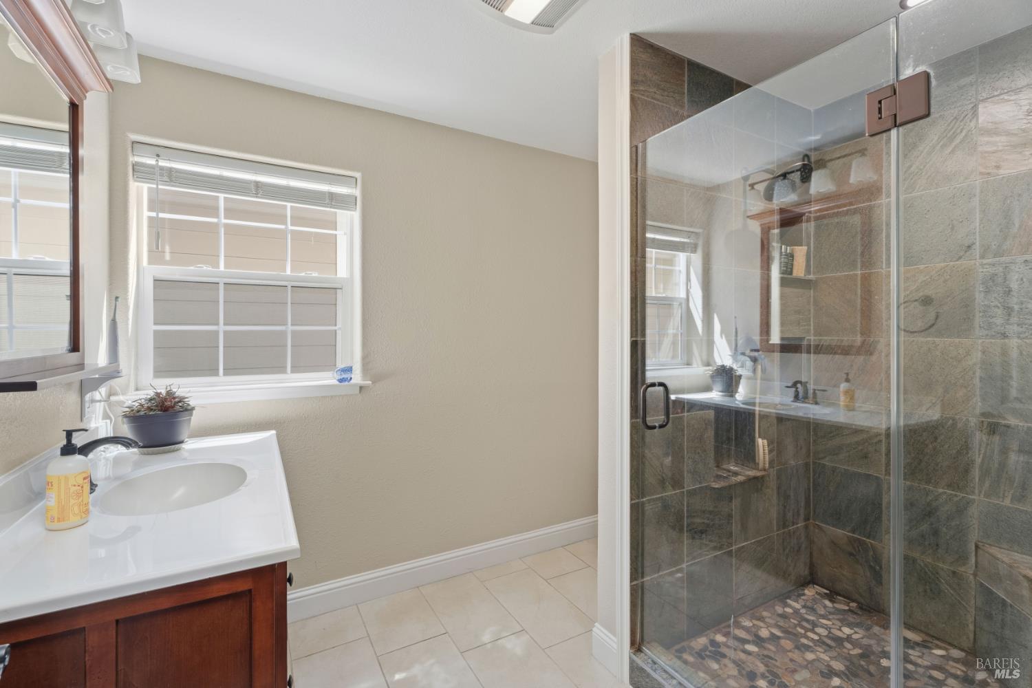 7801 Lorene Road Redwood Valley CA 95470