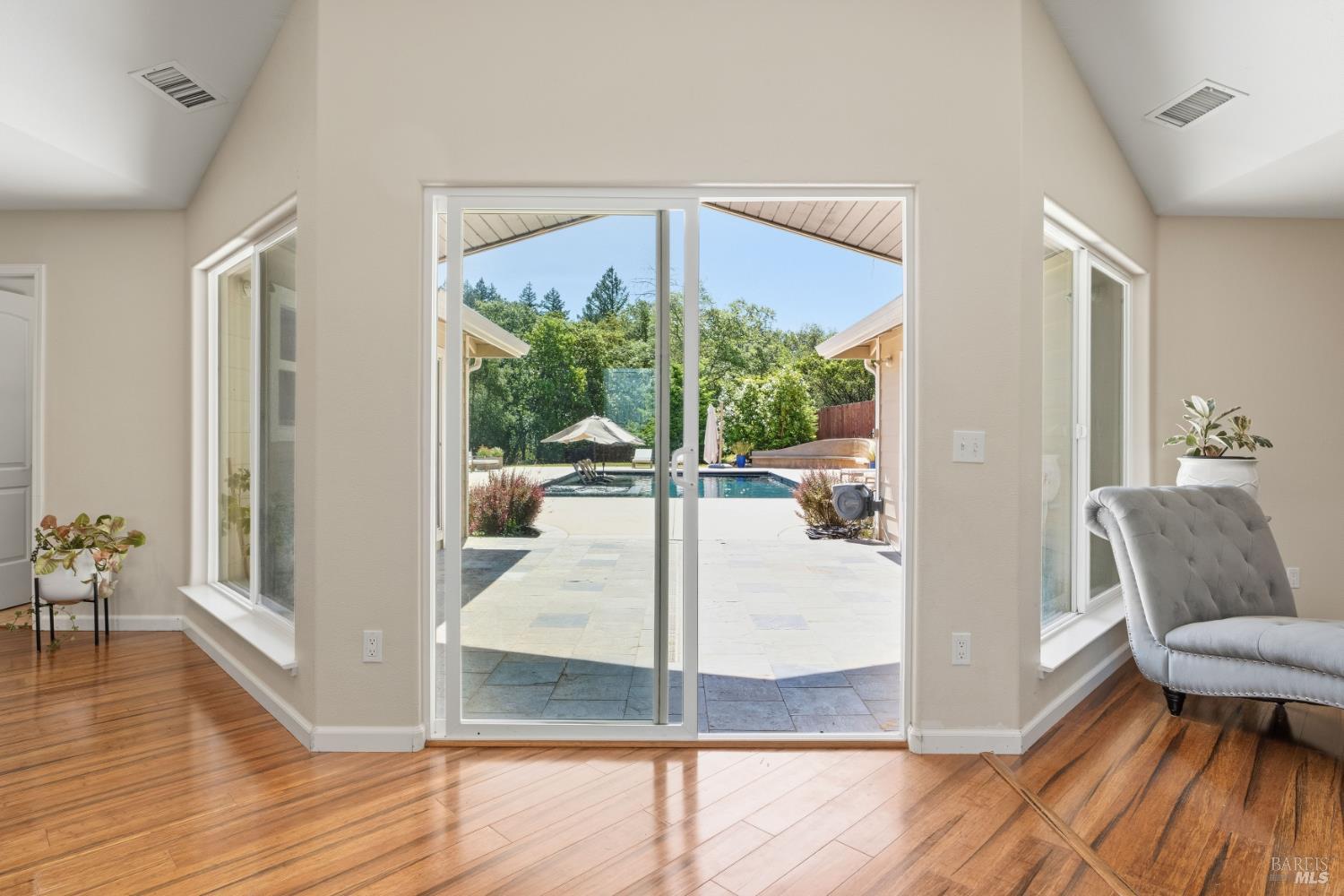 7801 Lorene Road Redwood Valley CA 95470