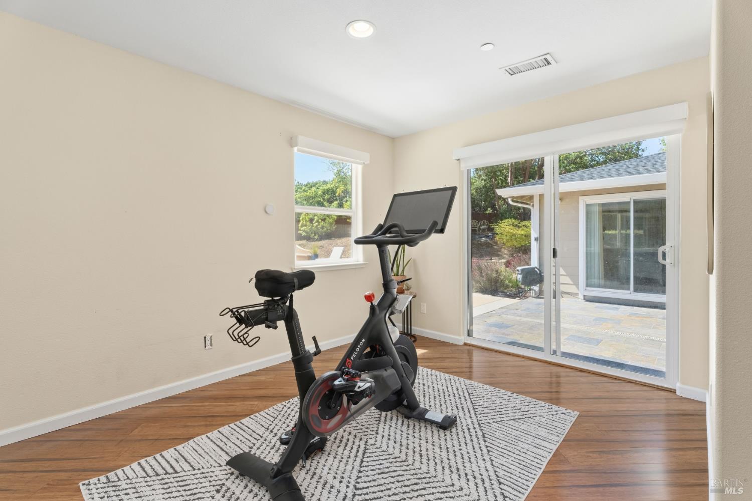 7801 Lorene Road Redwood Valley CA 95470