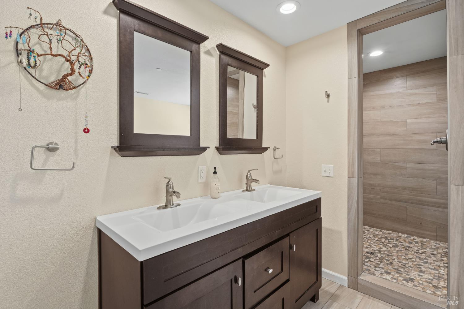 7801 Lorene Road Redwood Valley CA 95470