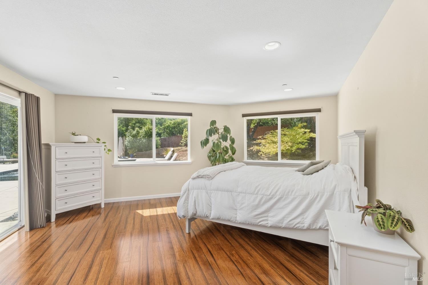 7801 Lorene Road Redwood Valley CA 95470