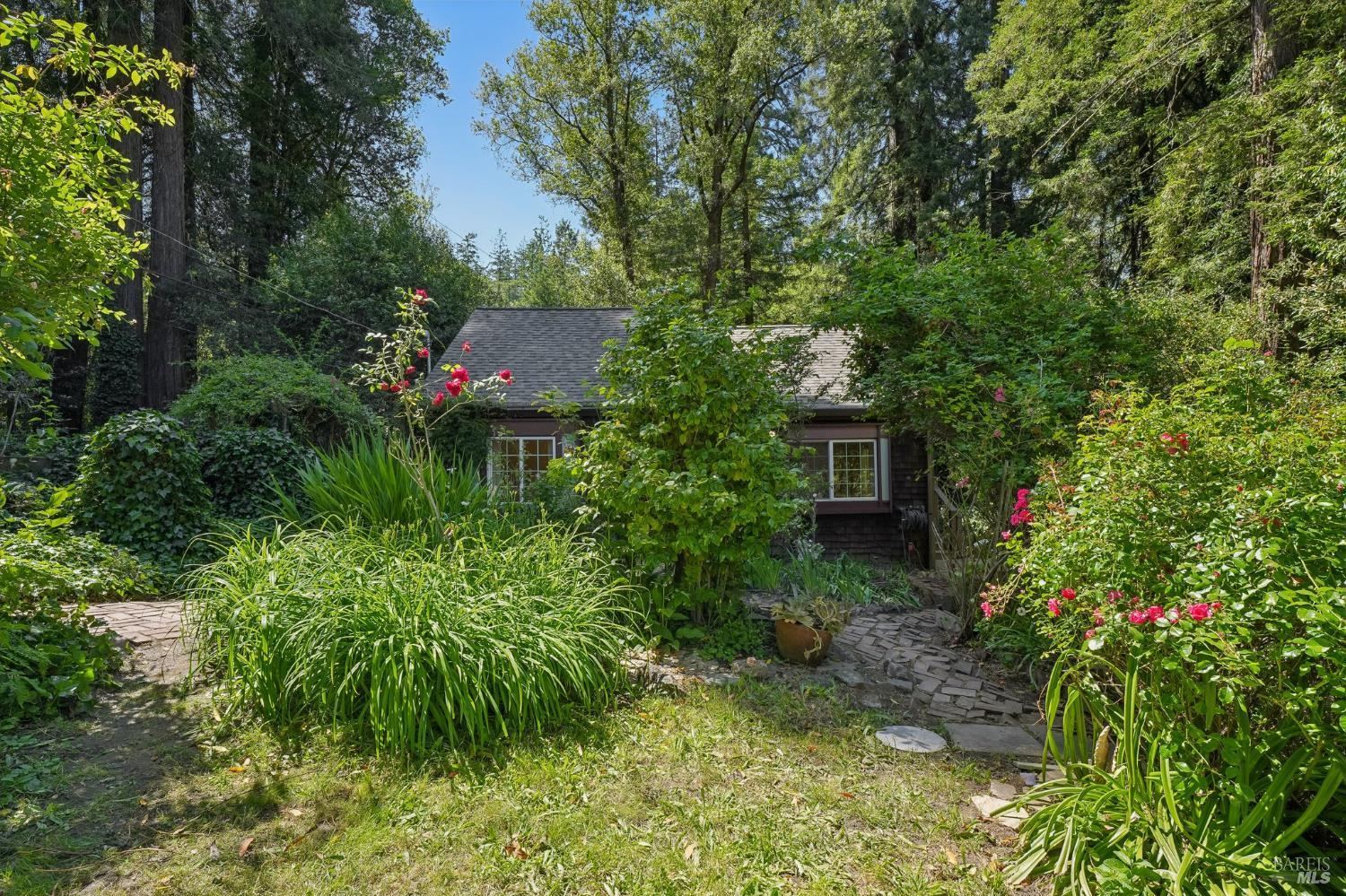189 Wagnon Road Sebastopol CA 95472