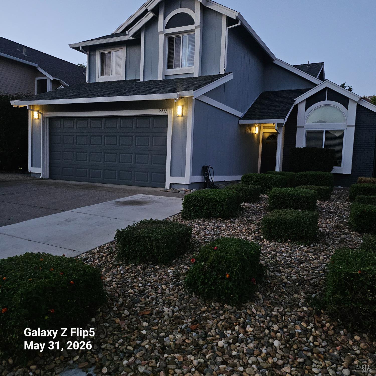 2437 Vista Grande Fairfield CA 94534