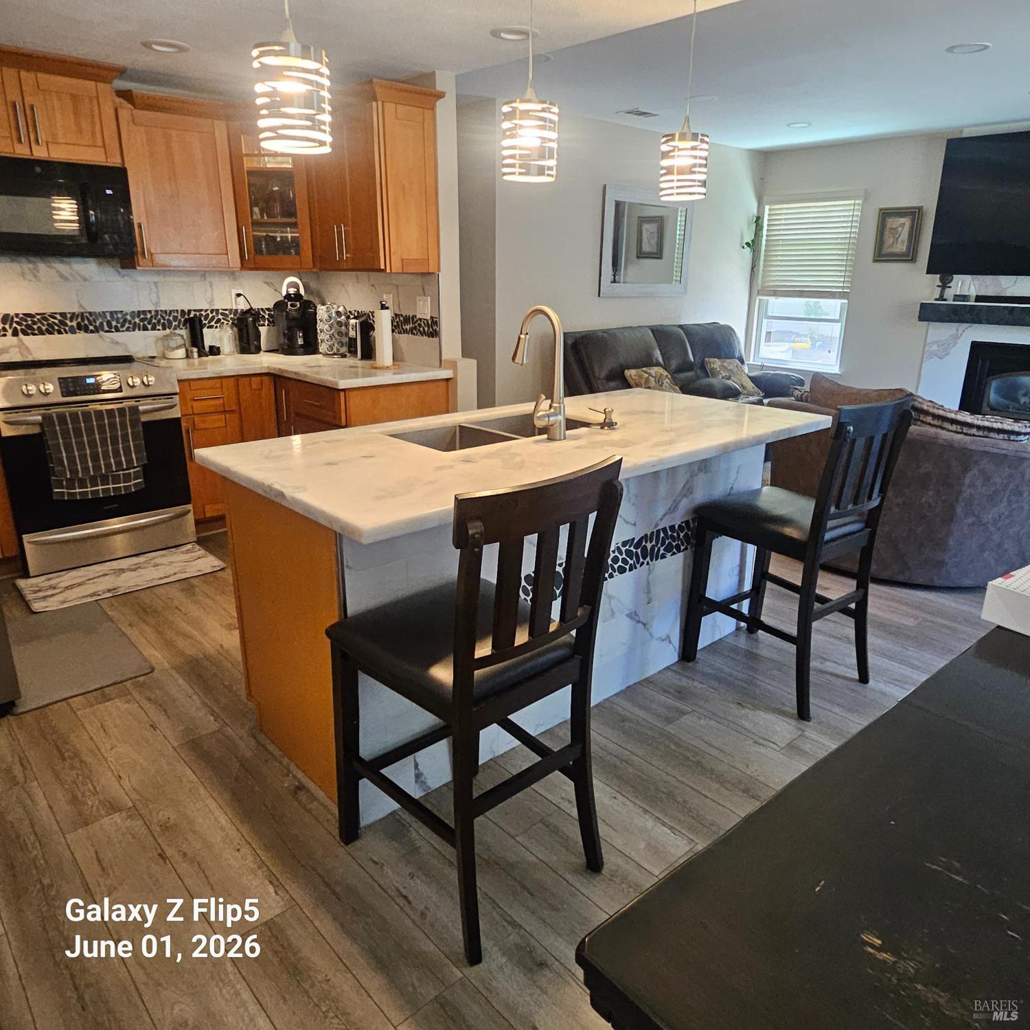 2437 Vista Grande Fairfield CA 94534