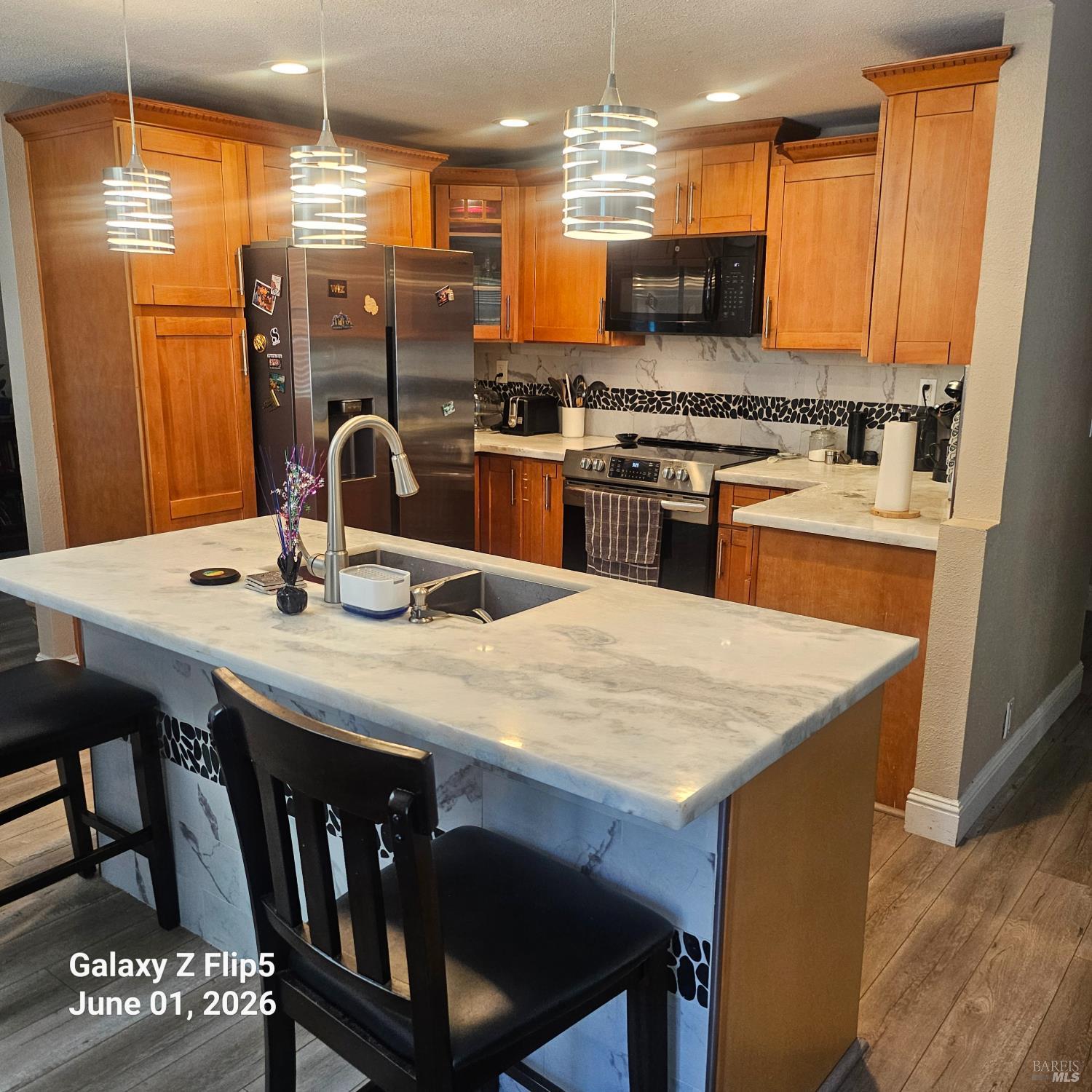 2437 Vista Grande Fairfield CA 94534