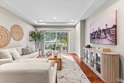 134 Moonlight Drive Healdsburg CA 95448
