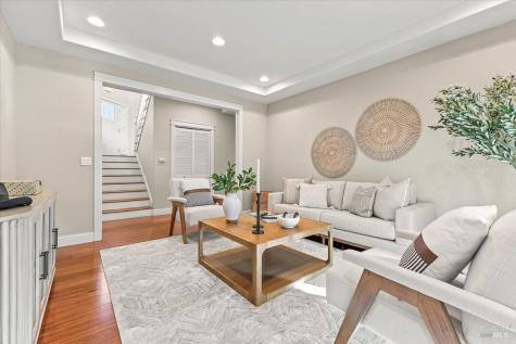 134 Moonlight Drive Healdsburg CA 95448
