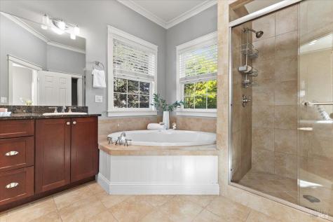 134 Moonlight Drive Healdsburg CA 95448