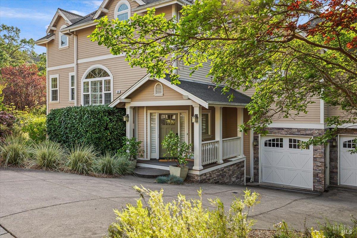 134 Moonlight Drive Healdsburg CA 95448