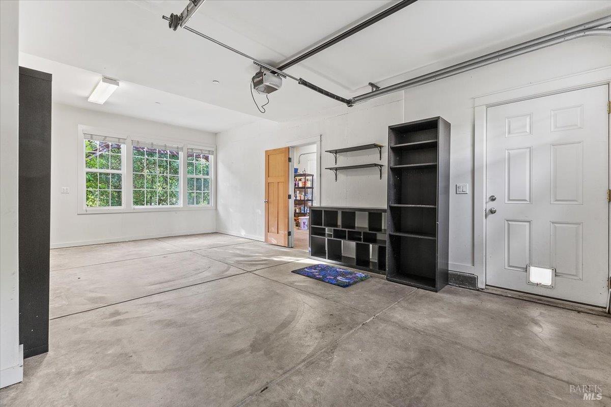 134 Moonlight Drive Healdsburg CA 95448