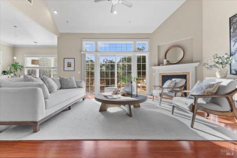 134 Moonlight Drive Healdsburg CA 95448