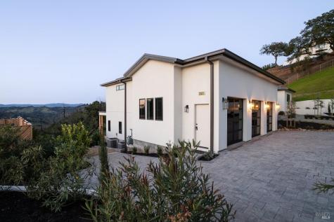 3921 Flintridge Drive Santa Rosa CA 95403