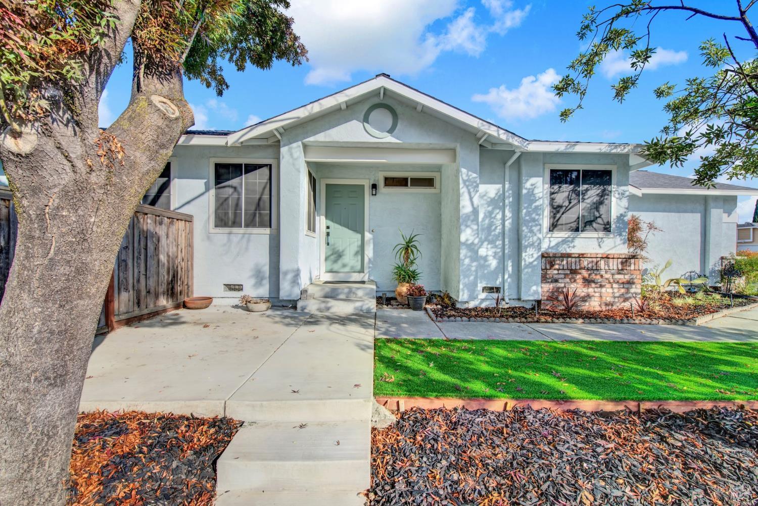 1060 Camellia Lane Suisun City CA 94585