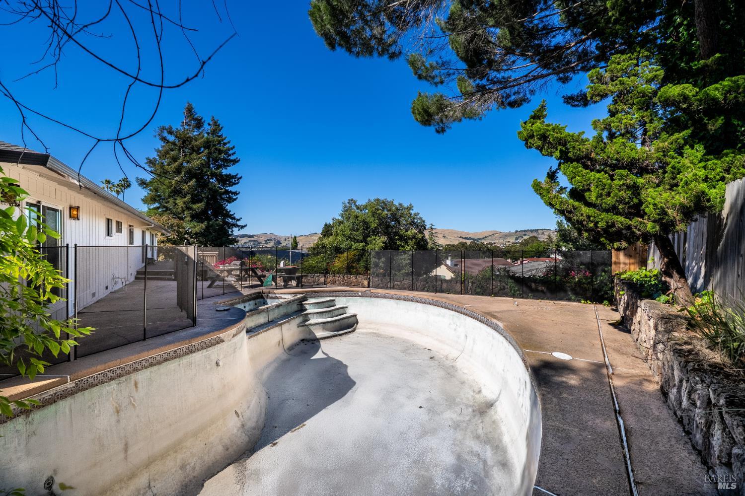 312 Skyline Drive Vallejo CA 94591