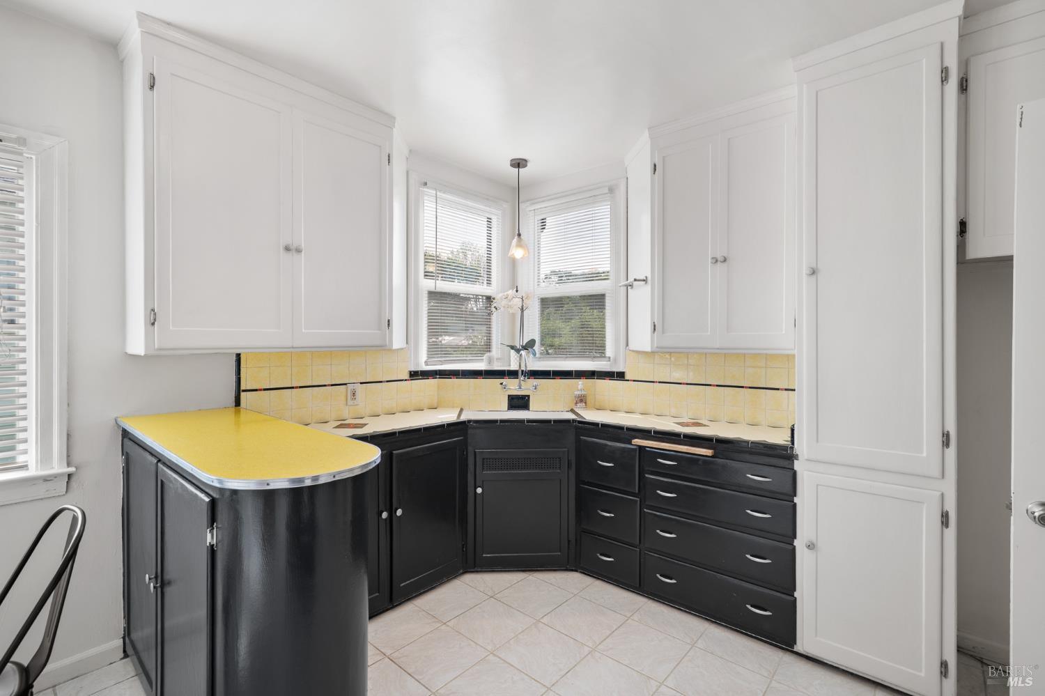 215 Hampshire Street Vallejo CA 94590