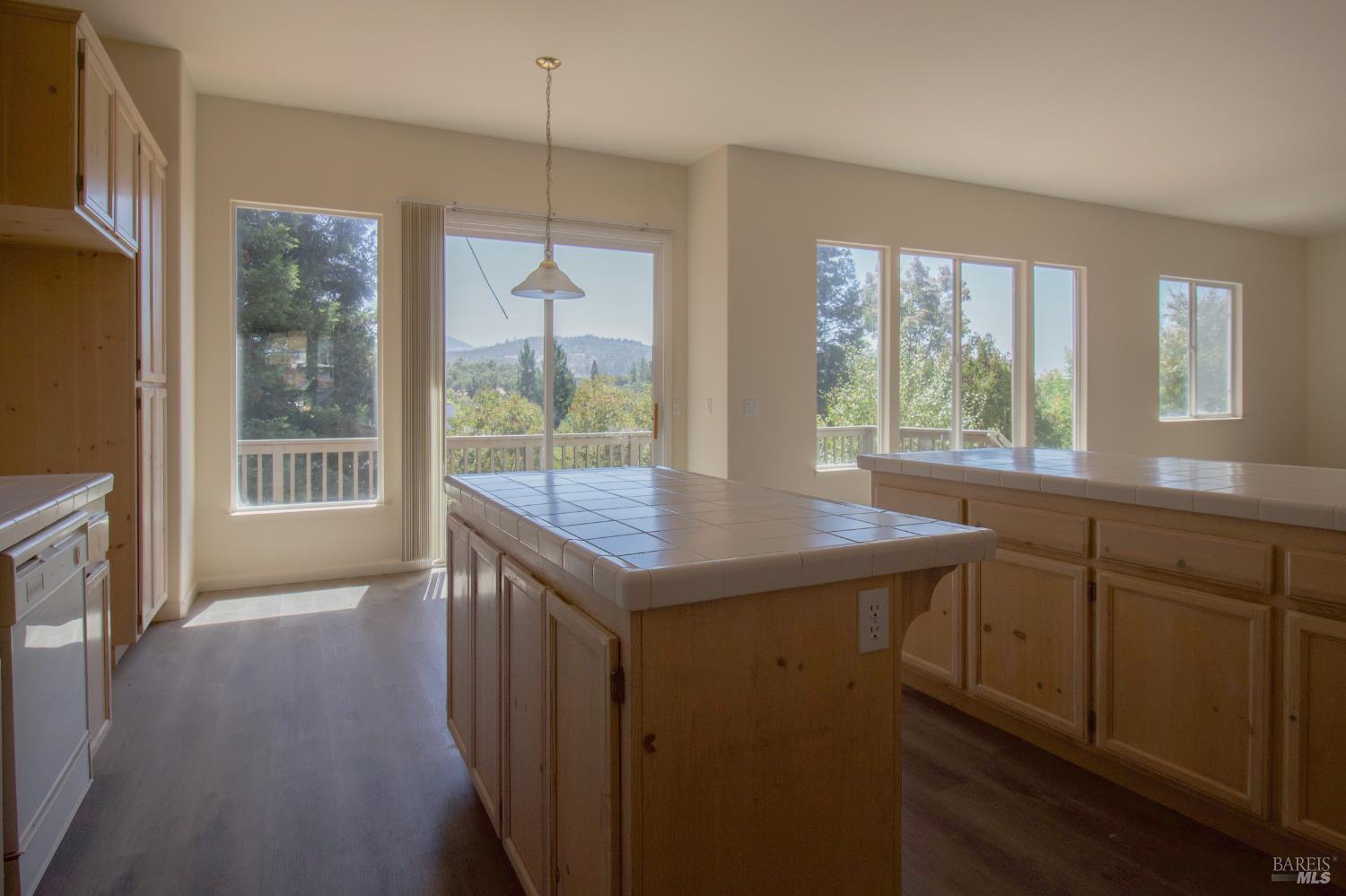 5794 Owl Hill Avenue Santa Rosa CA 95409