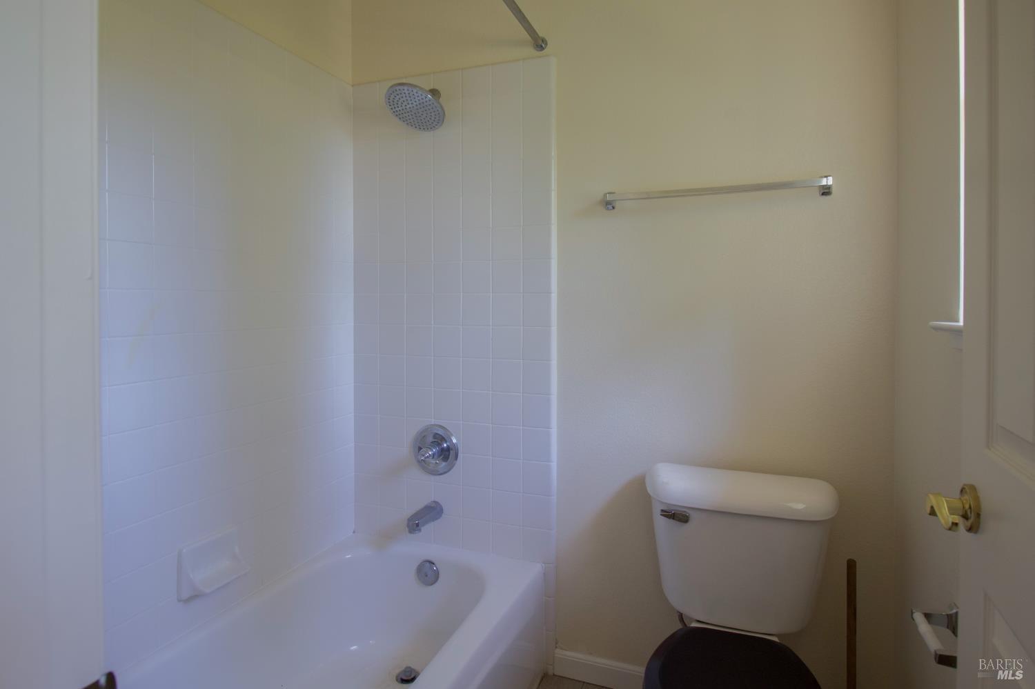 5794 Owl Hill Avenue Santa Rosa CA 95409