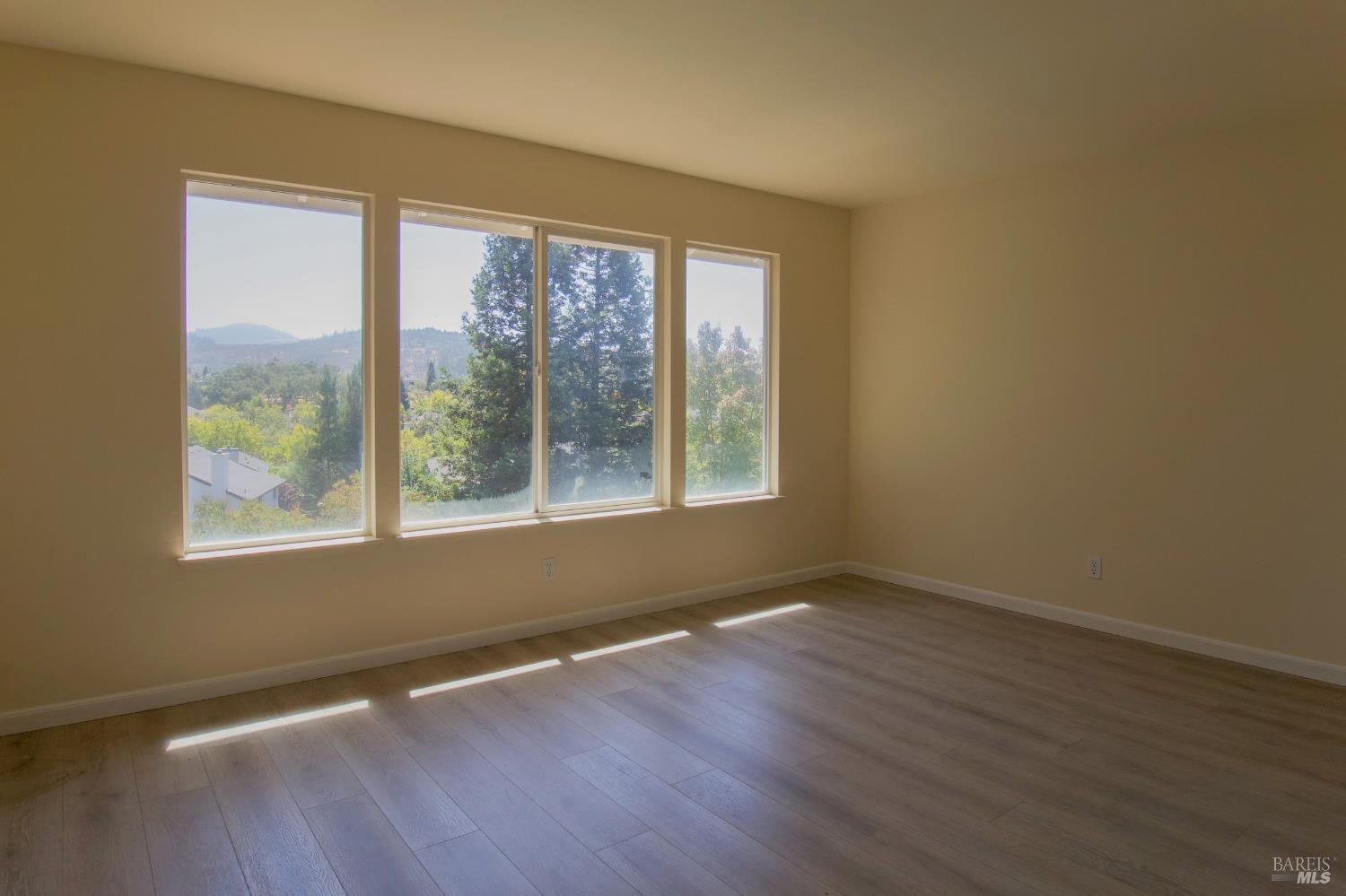 5794 Owl Hill Avenue Santa Rosa CA 95409