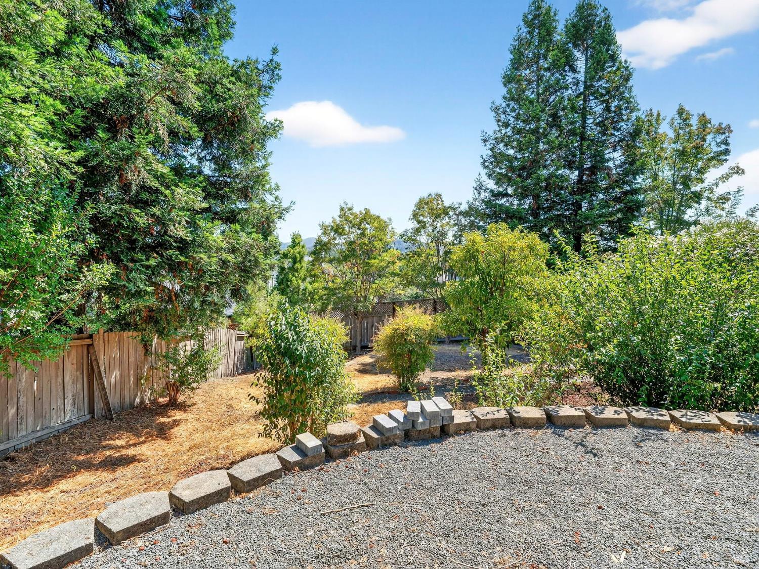 5794 Owl Hill Avenue Santa Rosa CA 95409