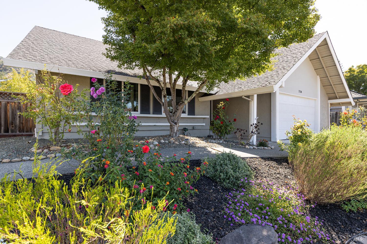 704 Montclair Drive Santa Rosa CA 95409