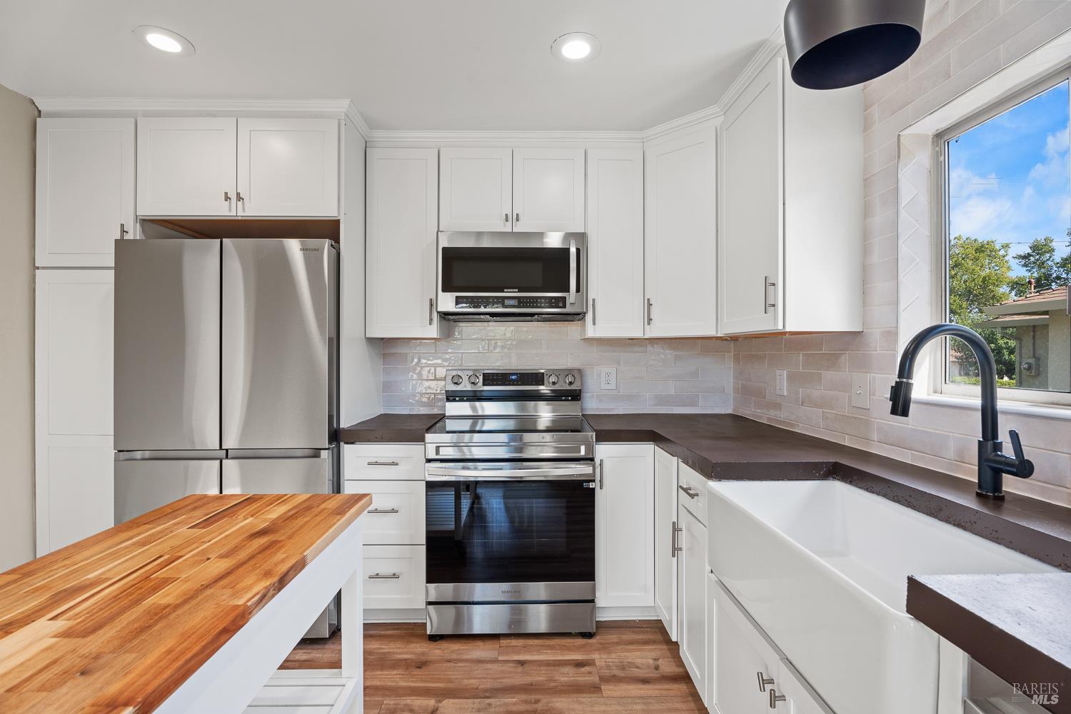 451 Observatory Avenue Ukiah CA 95482