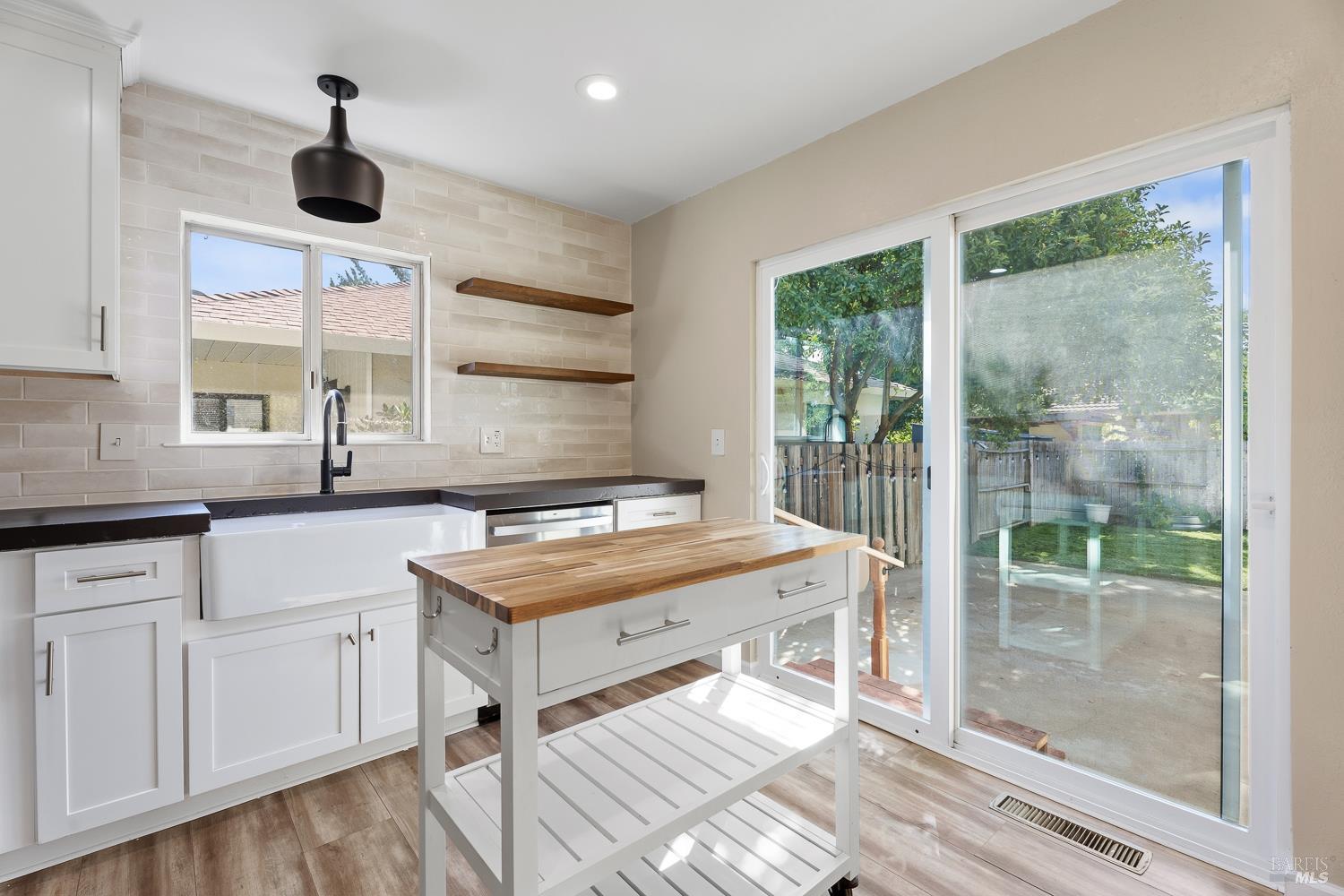 451 Observatory Avenue Ukiah CA 95482