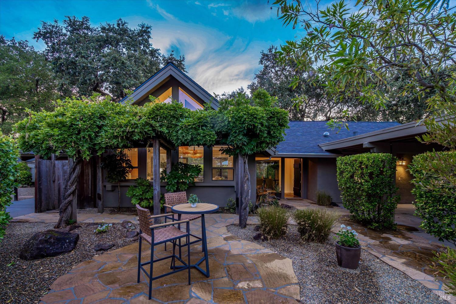 1261 Spring Brook Court St. Helena CA 94574