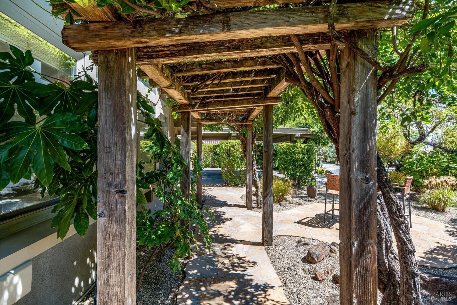 1261 Spring Brook Court St. Helena CA 94574