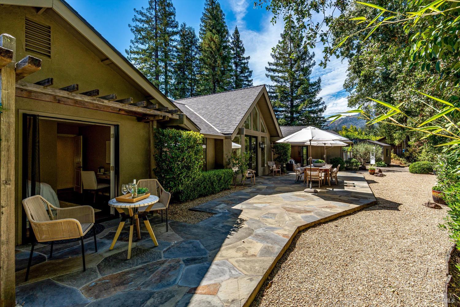 1261 Spring Brook Court St. Helena CA 94574