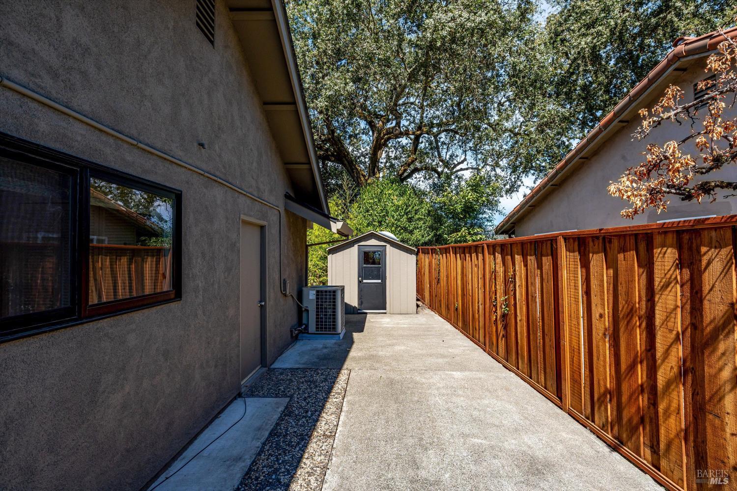 1261 Spring Brook Court St. Helena CA 94574
