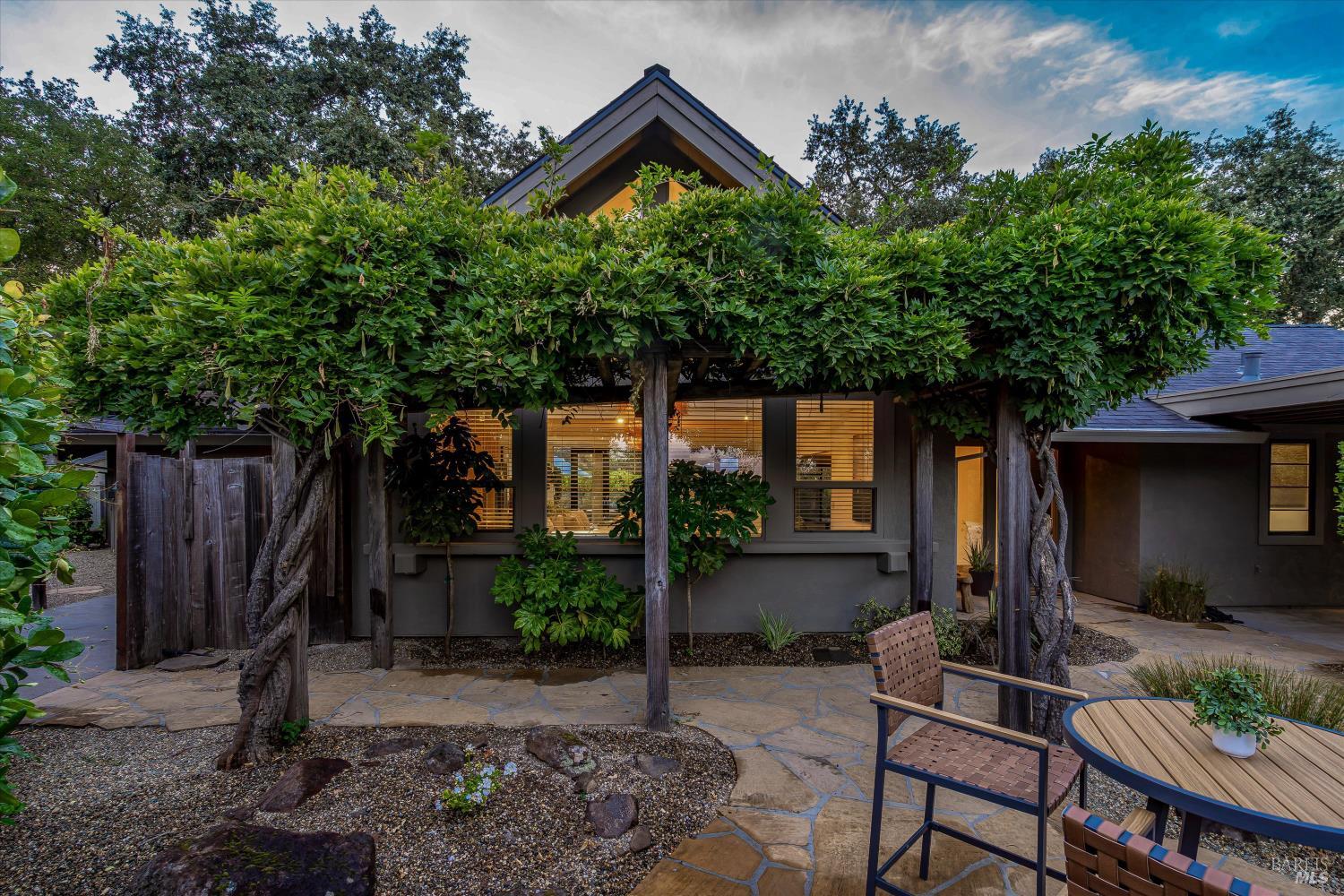 1261 Spring Brook Court St. Helena CA 94574