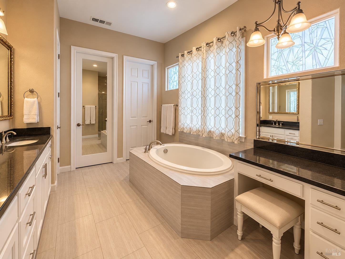107 -sage Sparrow Circle Vacaville CA 95687
