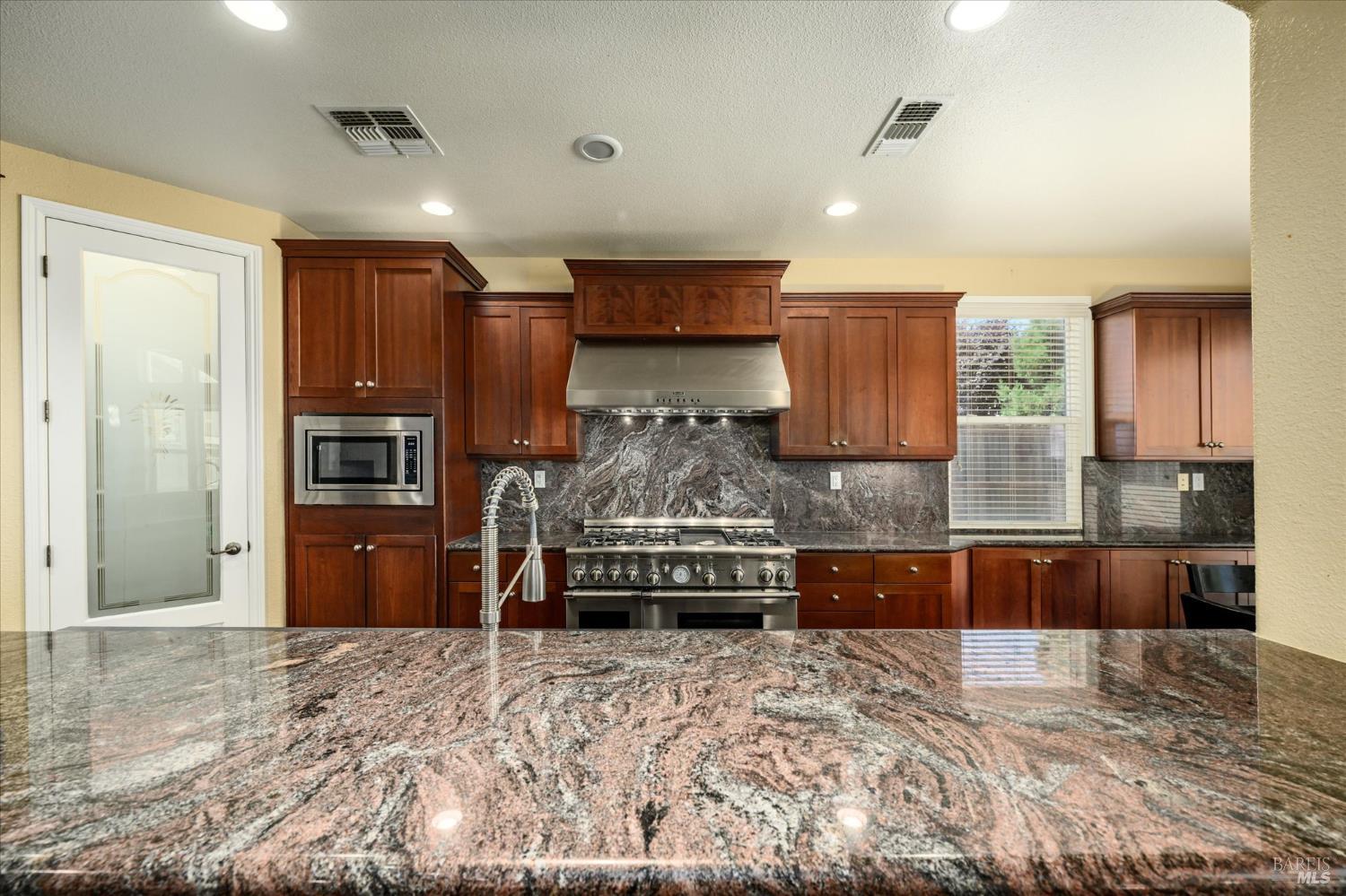 2018 Wild Rose Court Vacaville CA 95687