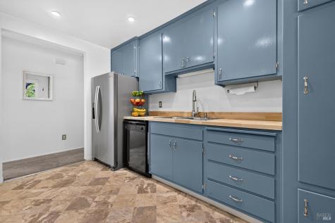1102 Burbank Avenue Santa Rosa CA 95407