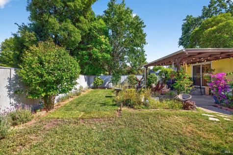 1102 Burbank Avenue Santa Rosa CA 95407