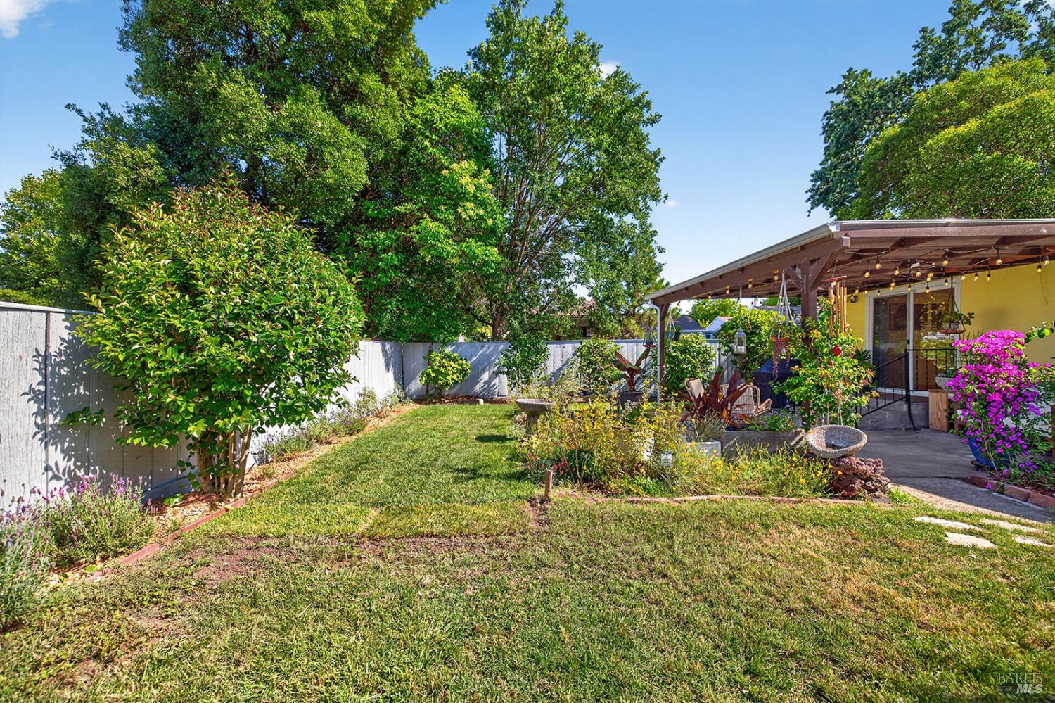 1102 Burbank Avenue Santa Rosa CA 95407