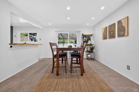 1102 Burbank Avenue Santa Rosa CA 95407