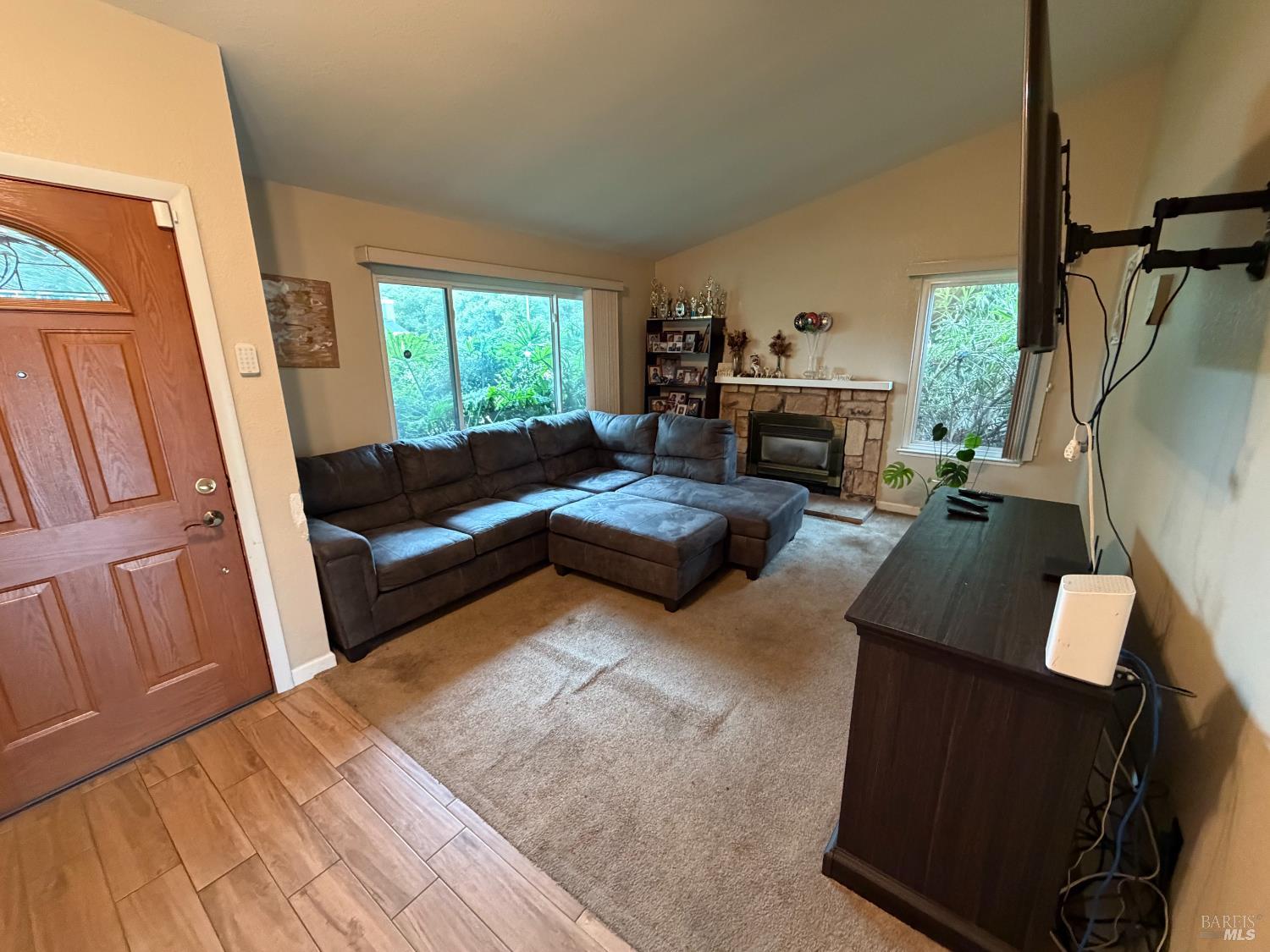 1347 Lois Lane Suisun City CA 94585