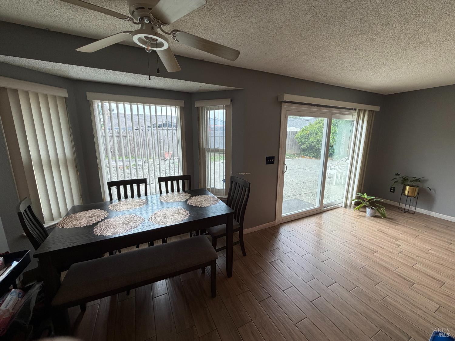 1347 Lois Lane Suisun City CA 94585
