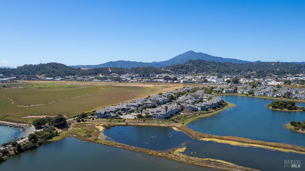 244 Baypoint Drive San Rafael CA 94901