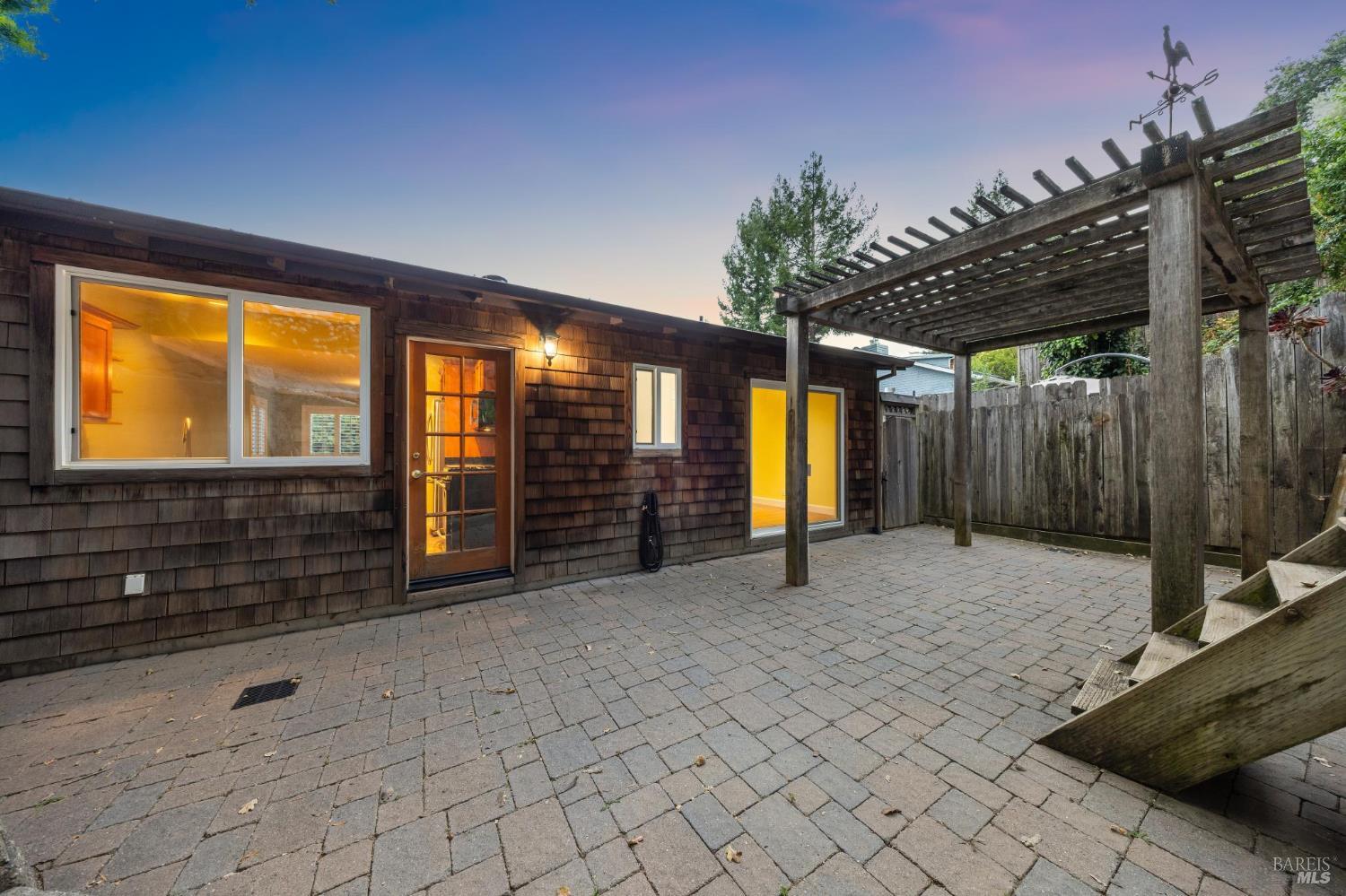 40 Elm Avenue San Anselmo CA 94960
