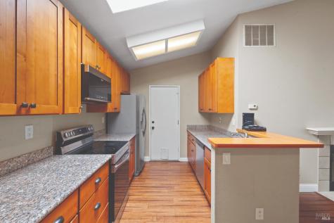 2285 Stanislaus Court Santa Rosa CA 95401