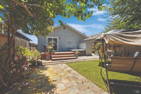 2285 Stanislaus Court Santa Rosa CA 95401