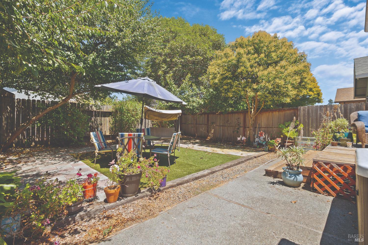 2285 Stanislaus Court Santa Rosa CA 95401