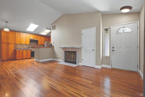 2285 Stanislaus Court Santa Rosa CA 95401