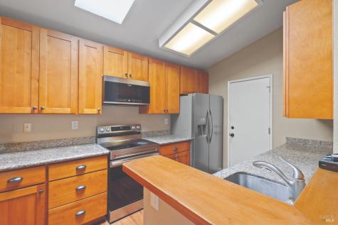 2285 Stanislaus Court Santa Rosa CA 95401